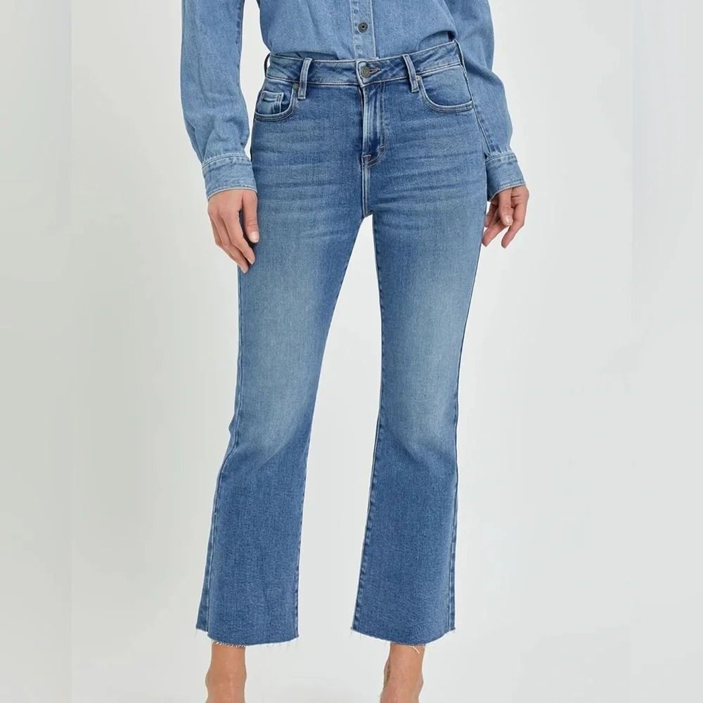 NWT Hidden Jeans High Rise Ryan Ankle Bootcut Raw Hem Stretch Jeans Size 27